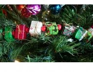 Christmas-Tree-Garland-Idea-ok.jpg