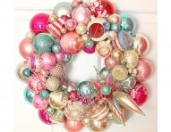 vintage-ornament-wreath-ok.jpg