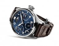 Big-Pilots-Watch-Edition-Le-Petit-Prince_Ref.-IW502801_Lifestyle1-ok.jpg