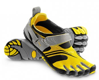 Sports Shoes 5.jpg