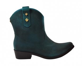 Boots 14.jpg