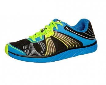 Sports Shoes 3.jpg