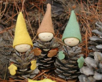Natural Crafts nature-christmas-crafts-pinecone-gnomes-537x442-ok.jpg