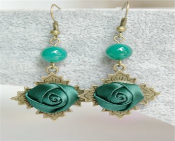 cod.252-earring cod.252-earring.jpg