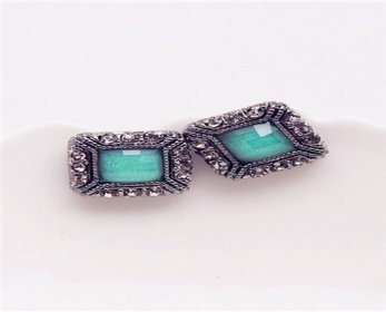 cod.256-earring cod.256-earring.jpg