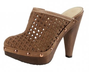 Clogs 15.jpg
