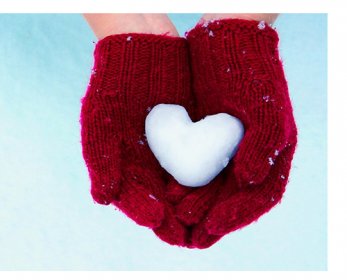 Gloves & Mittens hands-gloves-heart-snow-winter-ok.jpg
