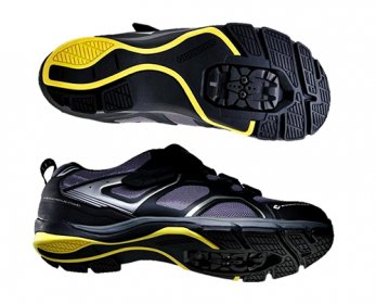 Sports Shoes 26.jpg