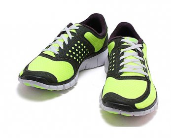 Sports Shoes 16.jpg