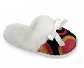 Slippers 1.jpg