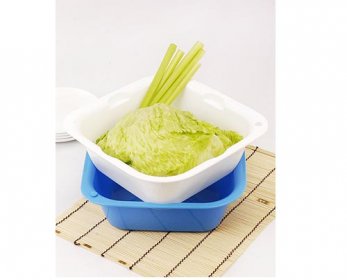 Plastic Ware 6.jpg