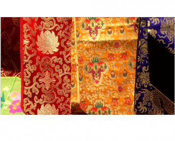 Embroidery Crafts 908562320-embroidery-silk-cloth-arts-and-crafts-ok.jpg